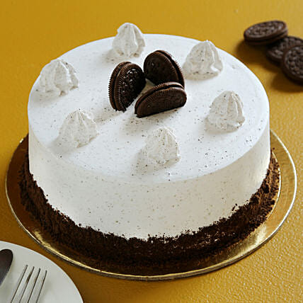 Tasty Oreo Cream Cake- Half Kg
