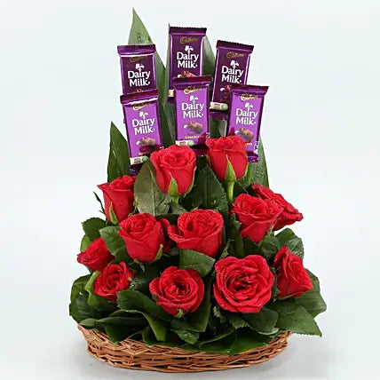 Red Roses Arrangement With Dairy Milk Chocolates