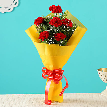 Soulful 6 Red Carnations Bouquet