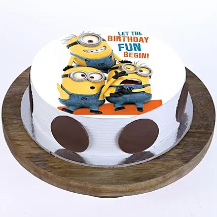 Funny Minions Butterscotch Cake