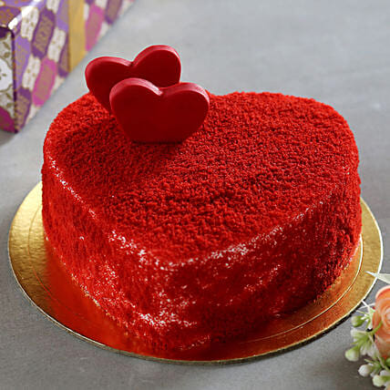 Sweet Red Heart Velvet Cake