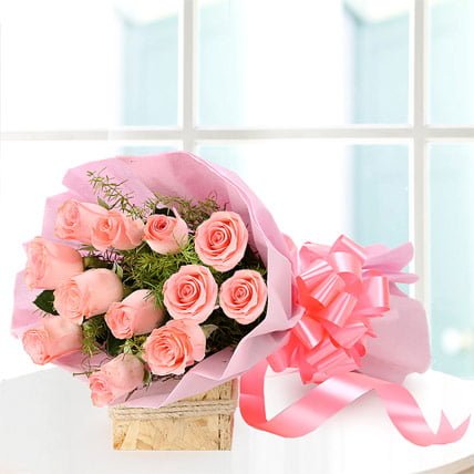 12 pink roses