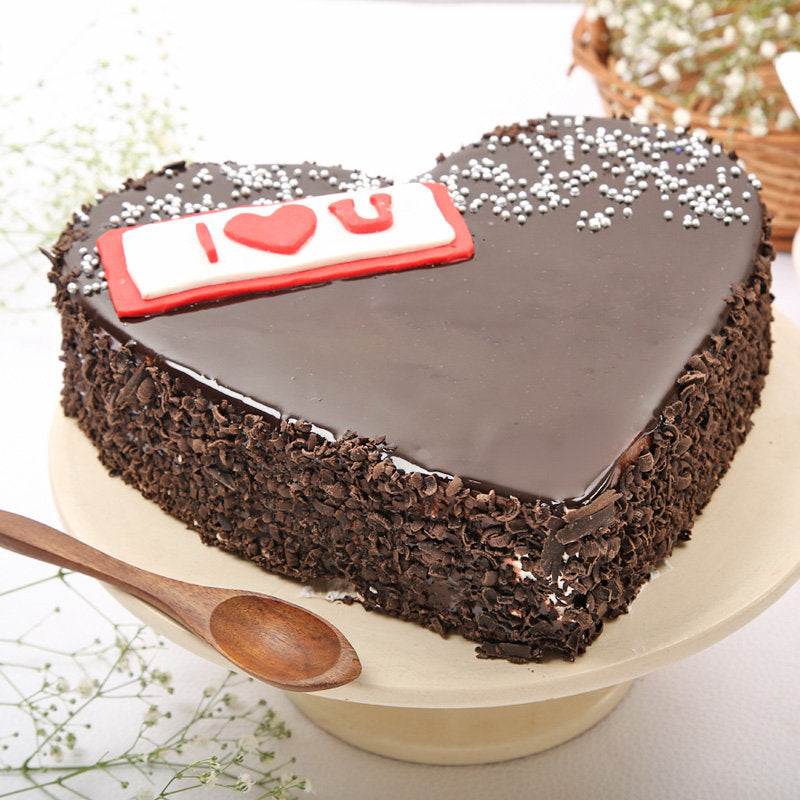 Black Forest Luxuriant Love Cake