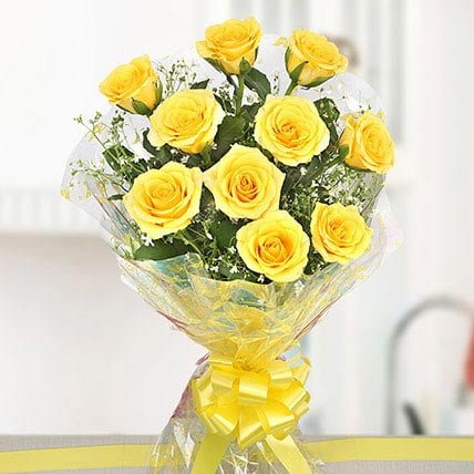12 yellow roses