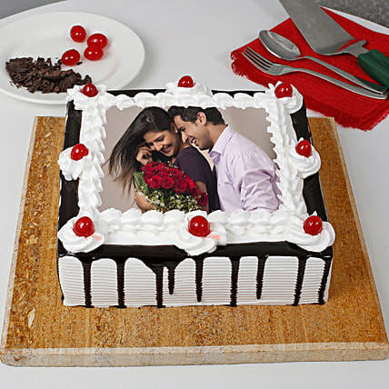 Black Forest Photo Cake Square