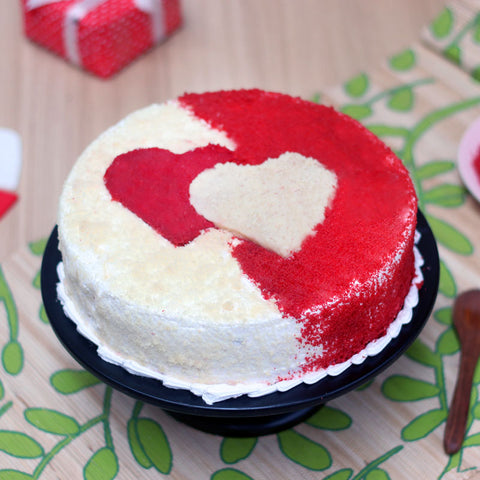 Red Velvet Love Cake